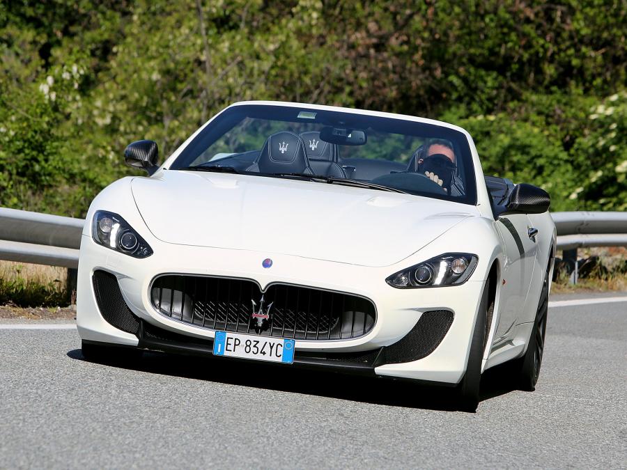  Maserati GranCabrio MC 2013 года  (фото 16 из 34)